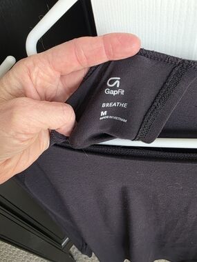 GAP GapFit Black Long Sleeve Tee